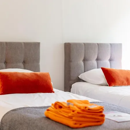 Maison Clement *